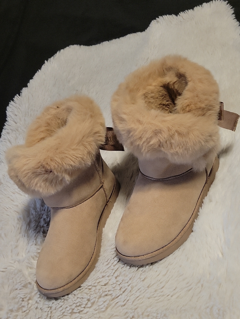 Women's Faux Fur Lined Ankle Boots - Beige. Juicy Couture